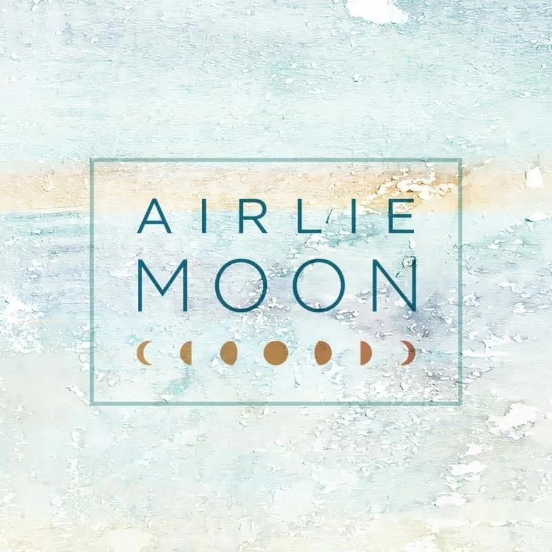 Airlie Moon